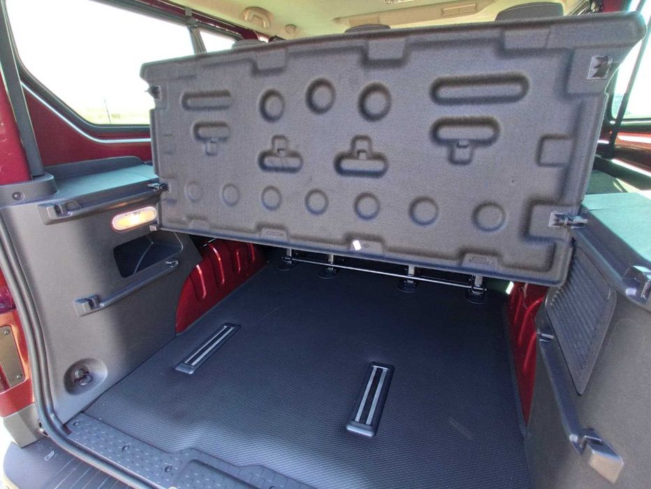 Wynajmę WYNAJEM BUS busa 9-os Automat 150KM NAVI do wynajęcia WAKACJE