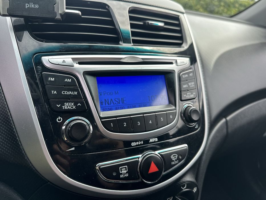 Hyundai Accent 2012