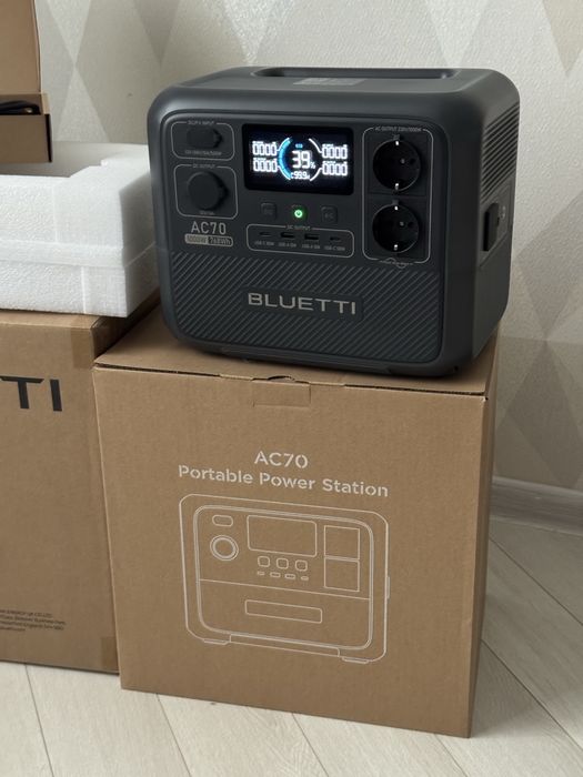 Нова зарядна станція Bluetti AC70 (768 ВТ•год) Європа