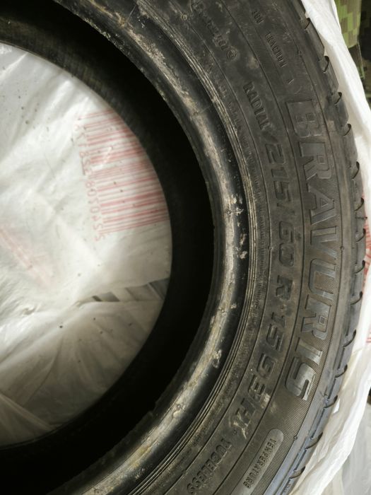 Продам скати 4 шт Barum Bravuris 215/60 r15 2016 рік