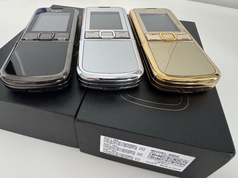 Новий кнопковий телефон у преміальному металевому корпусі Стиль Nokia