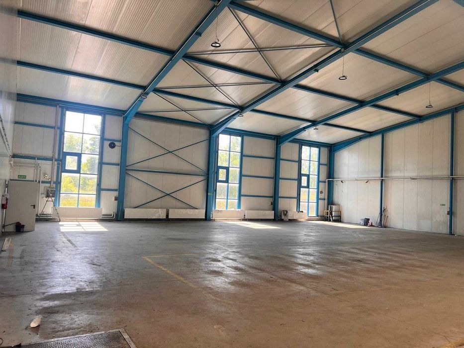 Sprzedam halę produkcyjno - magazynową w super lokalizacji 4km od A4