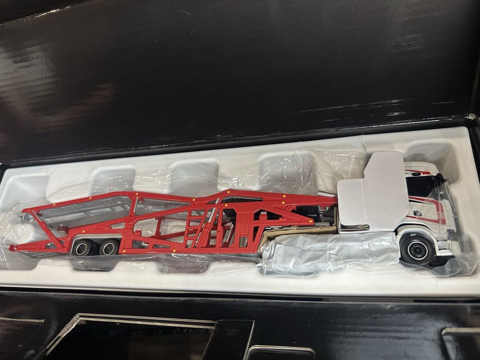 Hot Wheels Elite64 Scania 770 S