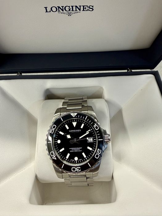 Longines Hydroconquest RESERVADO    39 mm preto