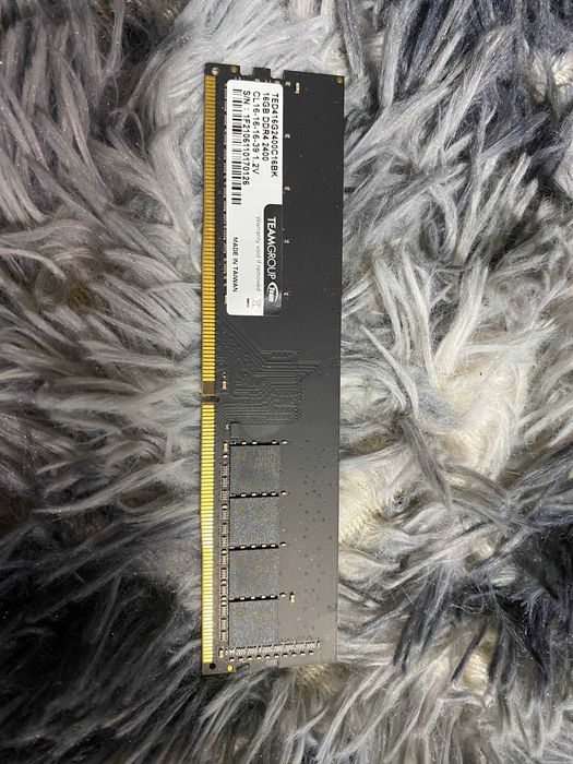 Оперативная память TeamGroup Elite 16GB DDR4 2400MHz для ПК