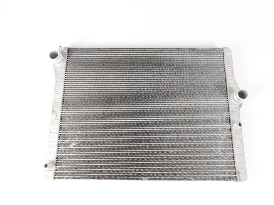 Radiador De Água Bmw 5 Gran Turismo Ref: 17117601831 / 17118669004