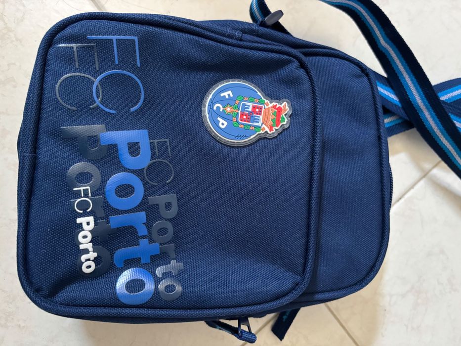 Bolsa tiracolo FCP oficial