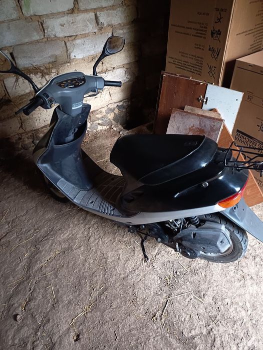 Продам скутер  Хонда Дио