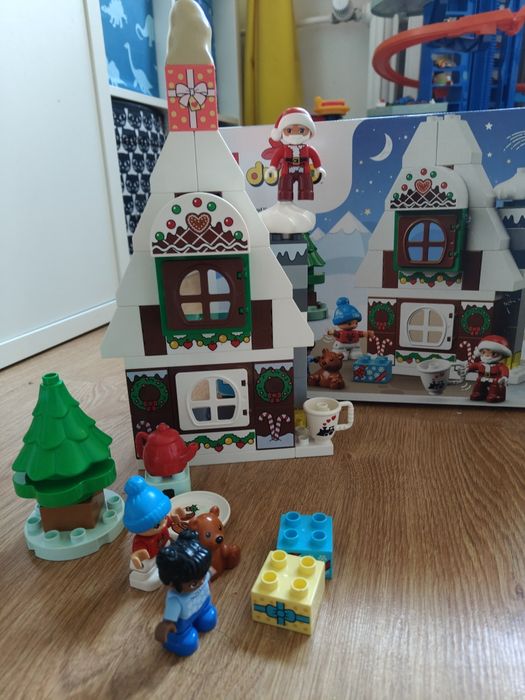 Klocki LEGO Duplo świąteczny  domek z piernika