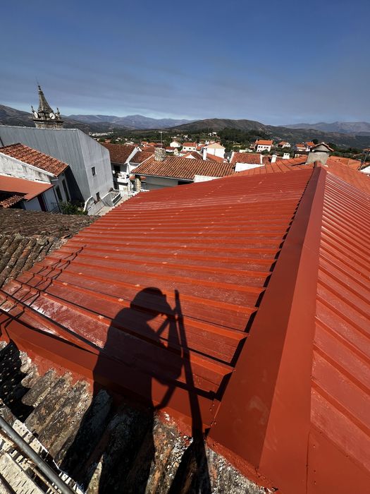 SERVIÇOS DE TELHADOS