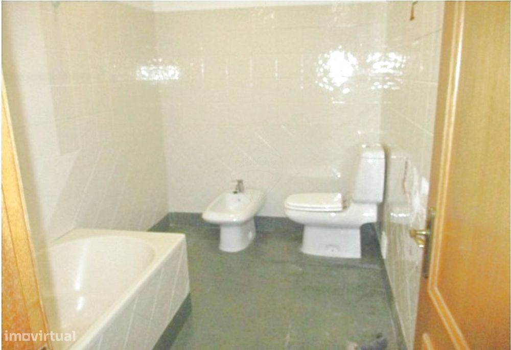 Apartamento T3 para venda — Amora, Setúbal