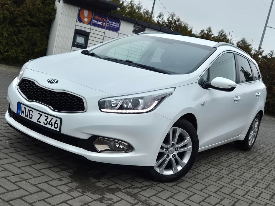 Kia Ceed Ceed 1.6CRDI 128KM klimatronik Kamera Navi Alu Raty Gwarancja