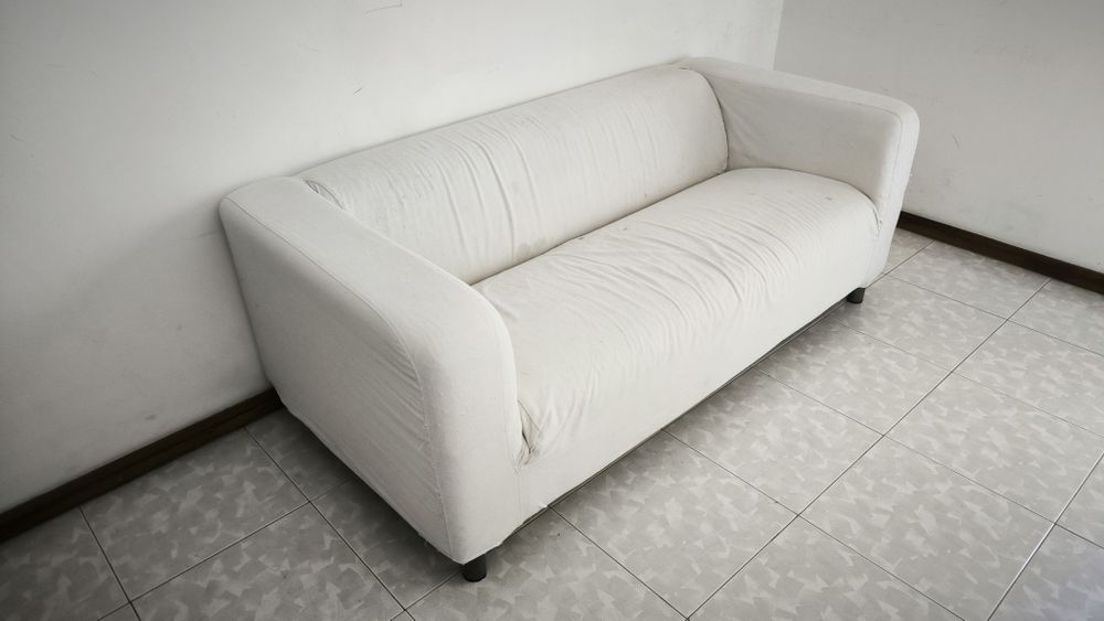 Sofá Klippan IKEA branco