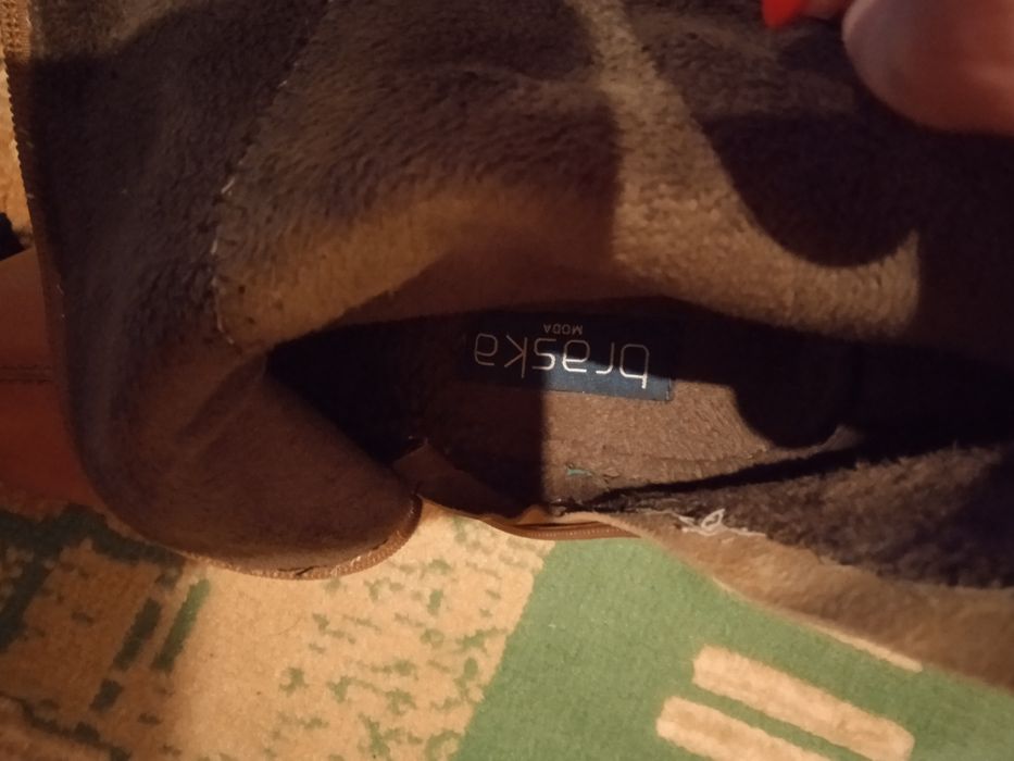 Продам шкіряне взуття