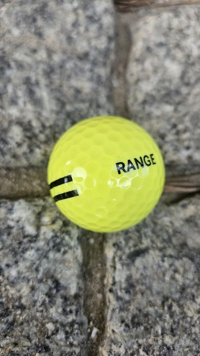 100szt. Pilki golfowe range Nowe żółte