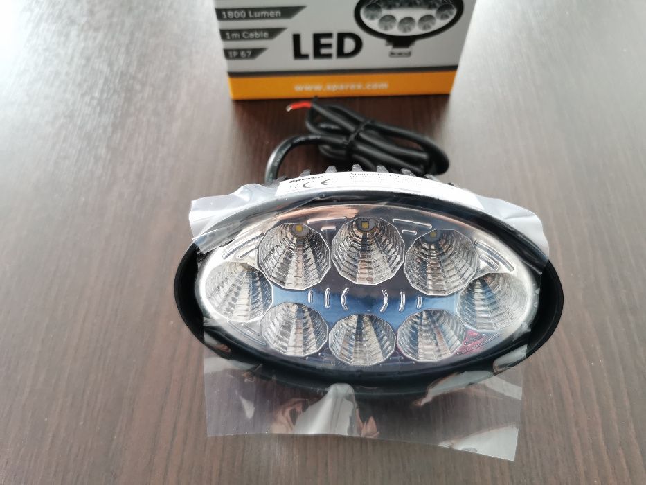 Lampa robocza LED 2400 lumenów FENDT John Deere CASE New Holland CLAAS