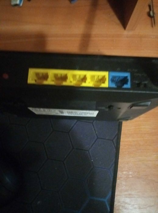 роутер ASUS RT-N12