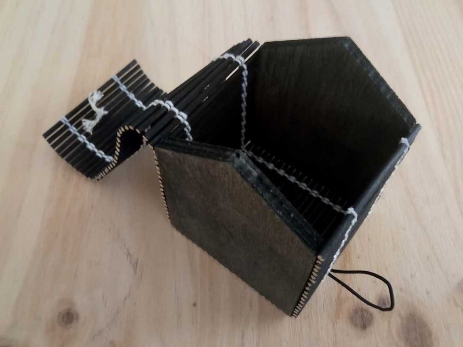 Caixa De Madeira e Bambu