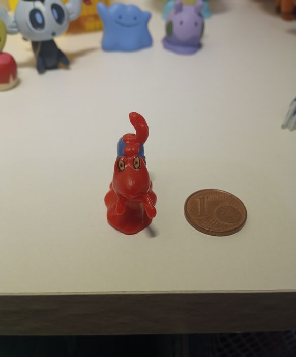 Mini figurinha Pokémon Magcargo