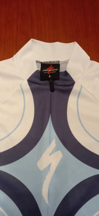 Conjunto T-shirt e Corsários Specialized Mulher