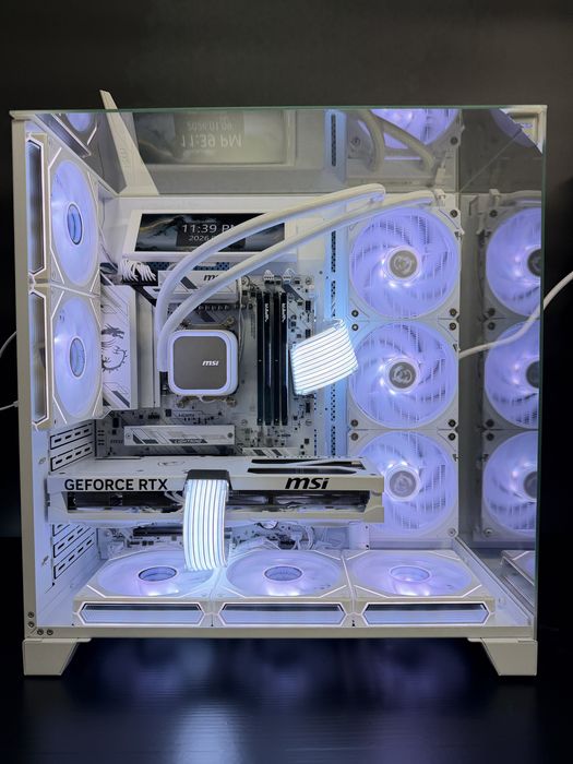 Digital PC Apex Monarch | Ryzen 7 9800X3D + RTX5080