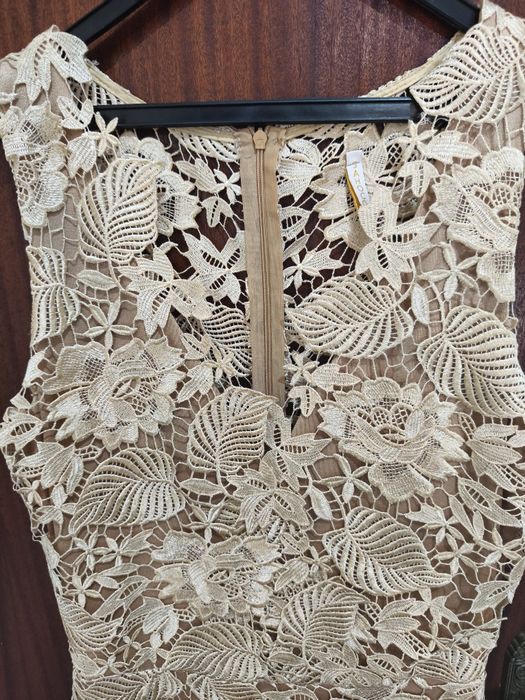 Vestido Sahoco champanhe S