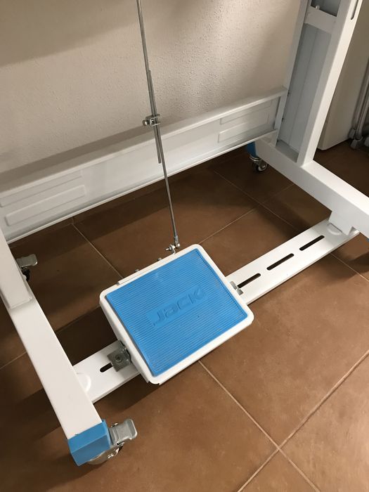 Maquina de costura recta industrial