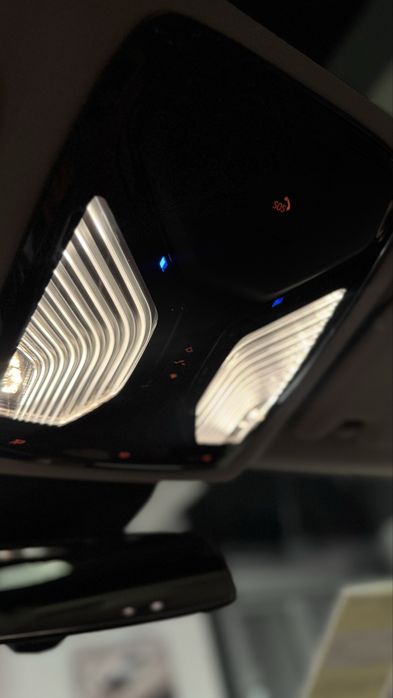 Продам  нову BMW 3 2025
