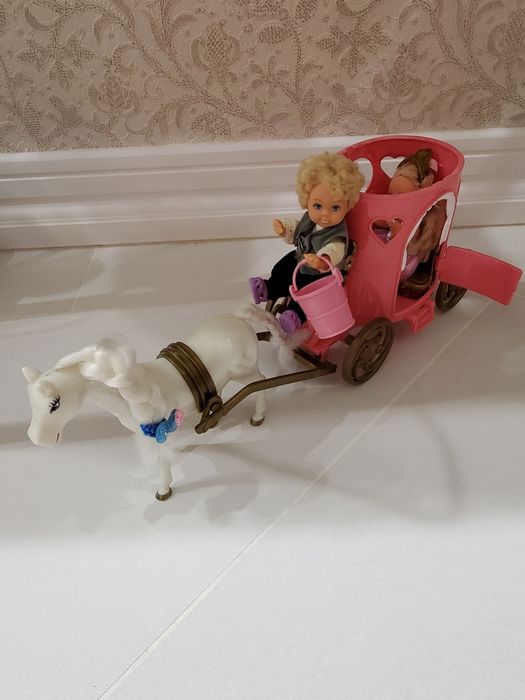 Кукольный набор Simba «Карета принцессы» с лошадью

.