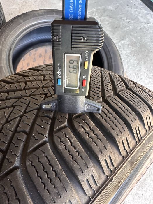 Резина зимная.     Pirelli.    215.55.17.   Romania