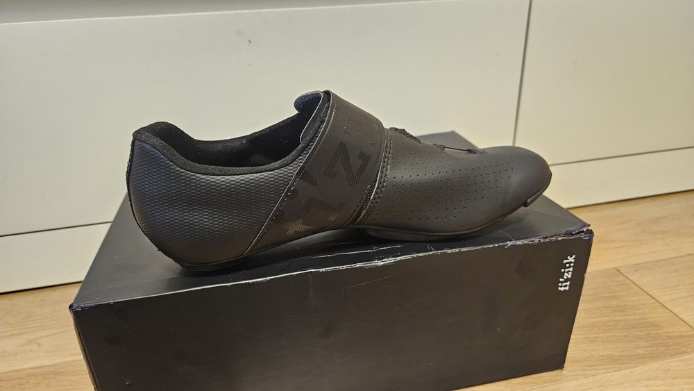 Sapatos Estrada Fizik Vento Infinito T43,5