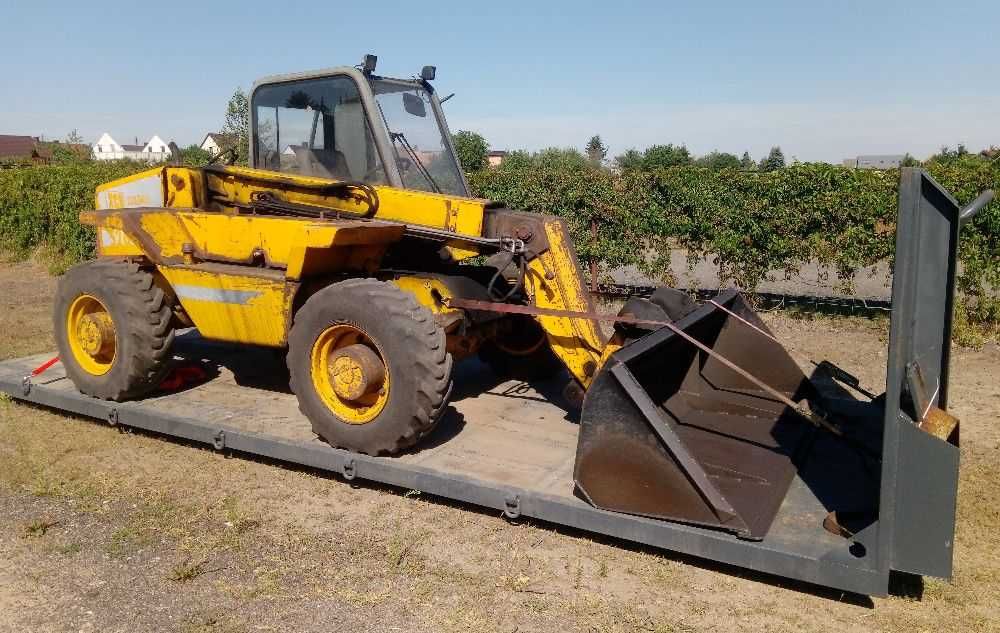 Usługi Transportowe hakowiec  odpadów trocin biomasy  makulatury