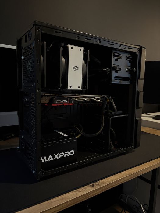 Komputer do gier LED  + monitor 24”