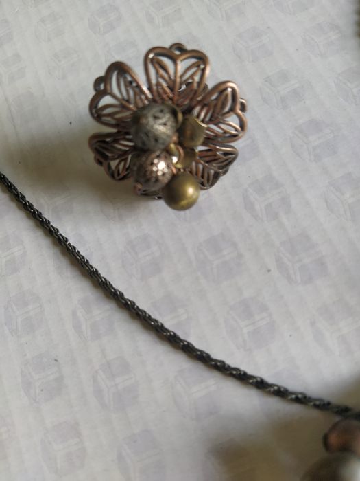 Продам украшения