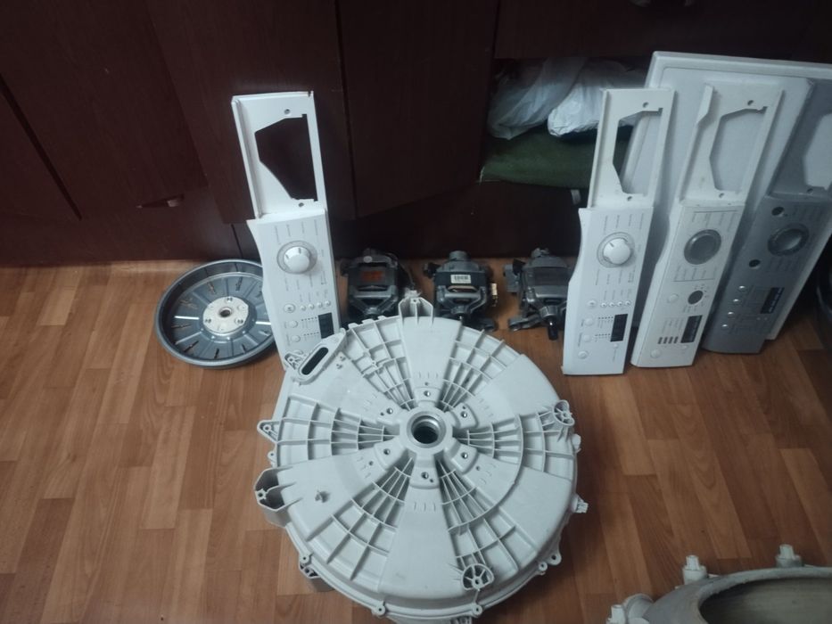 Продам  запчасти на стиральку Lg