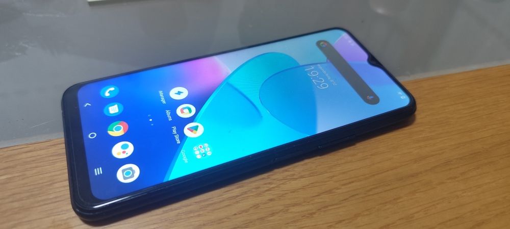 Vivo Y11S 

3 gb ram
32gb mem