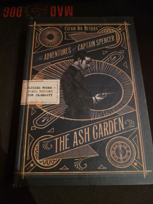 Ulysses Moore "Ogród popiołu" tom jedenasty