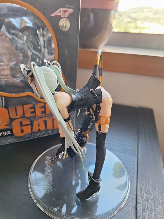 Figura Anime - Alice: Queen's Gate (Alpha x Omega)