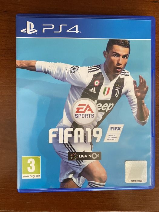 FIFA 19 - PS4 - usado