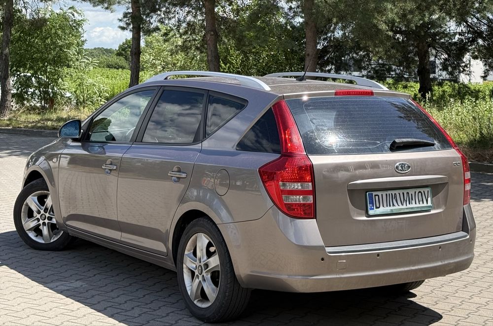 Kia Ceed SW 1.6 CRDi •Auto  Wynajem • Wrocław