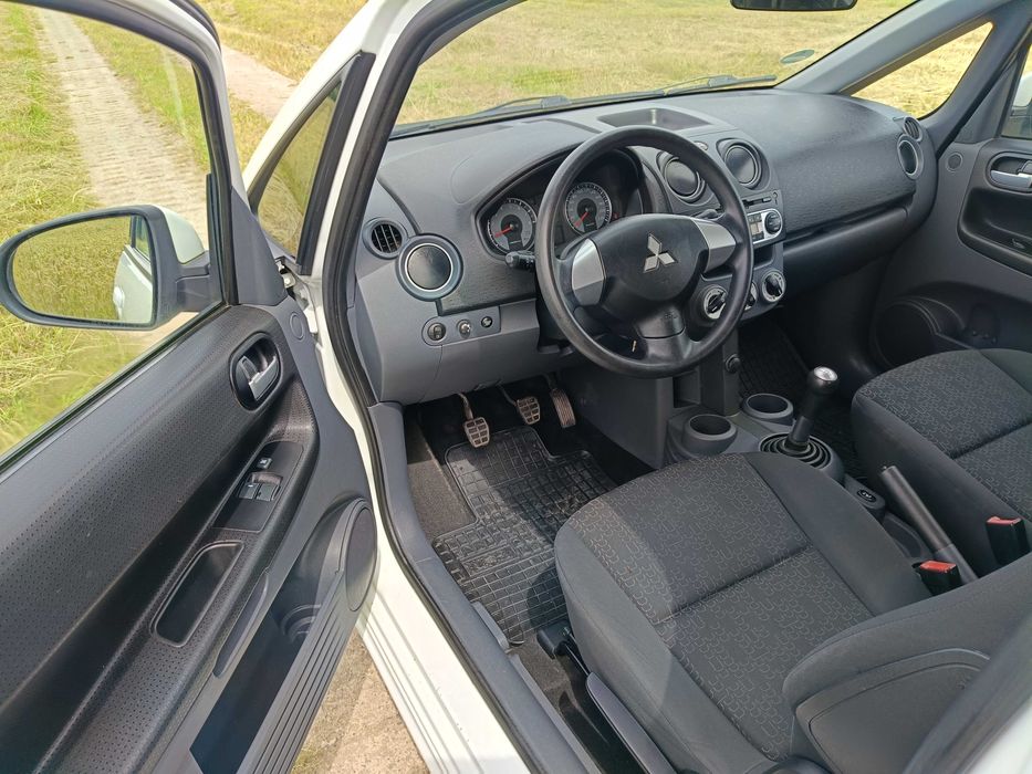 Mitsubishi Colt 1.1 Benz 120 tys km klimatyzacja wspomaganie