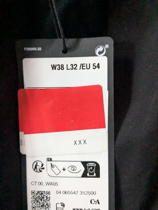 C&A czarne spodnie bojówki rozm. 38/32