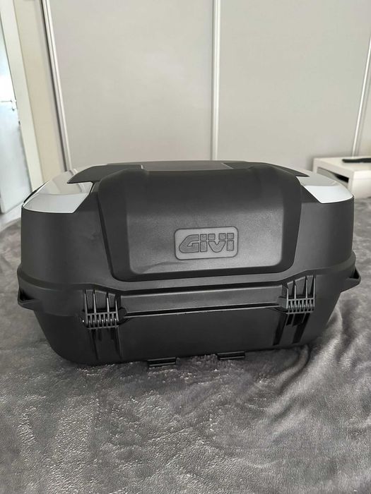 Top Case GIVI B45+ 45L + Base Monolock + Encosto - Excelente Estado