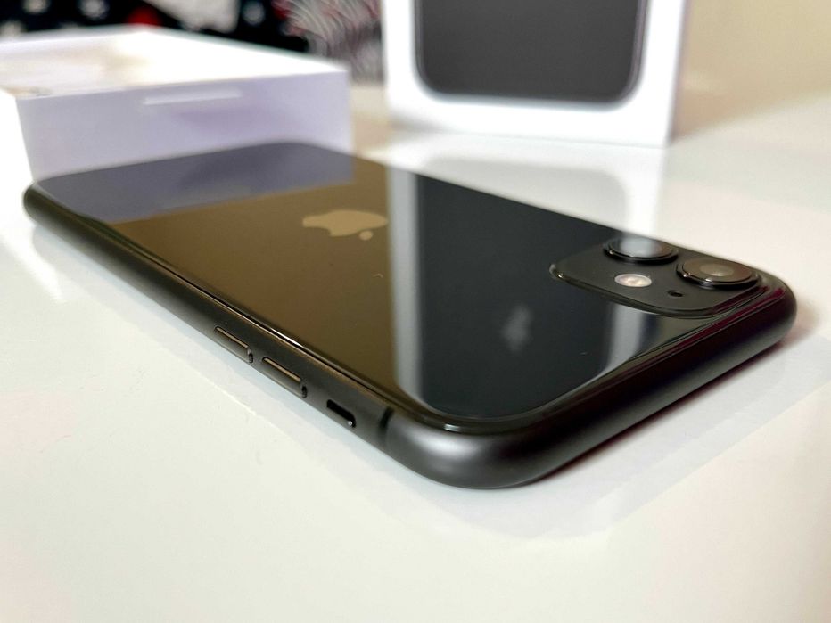 Apple iPhone 11 preto 64GB