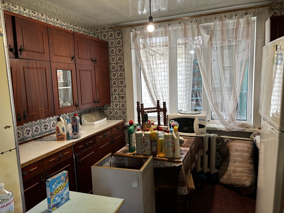 Продам полдома пл. 93м2 в центре пос. Хорошево (20 км от центра Харькова)
