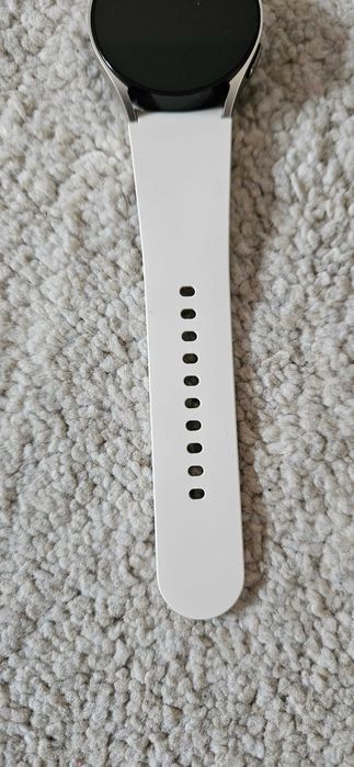 Smartwatch Samsung Galaxy Watch6 40 mm - złoty - SM-R930
