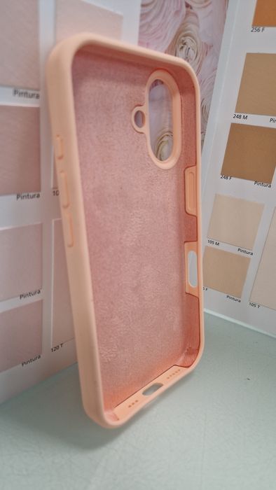 Silicone Lite Case do Iphone 16 brzoskwiniowy + szkło Gratis