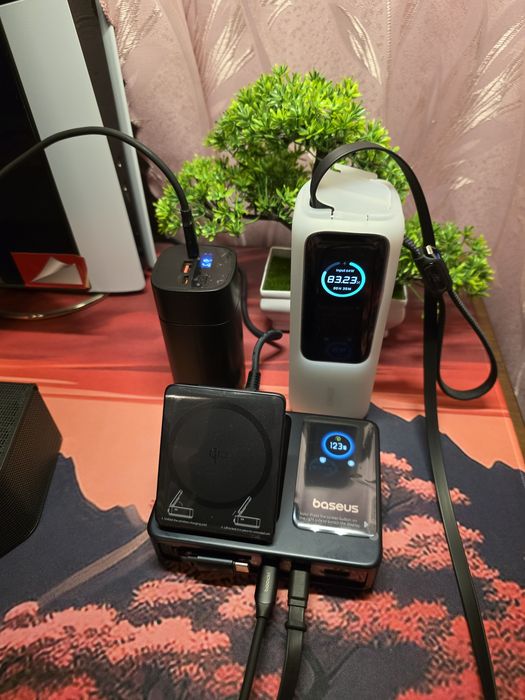 Baseus Nomos 5-in-1 Desktop Charger Qi2 140W