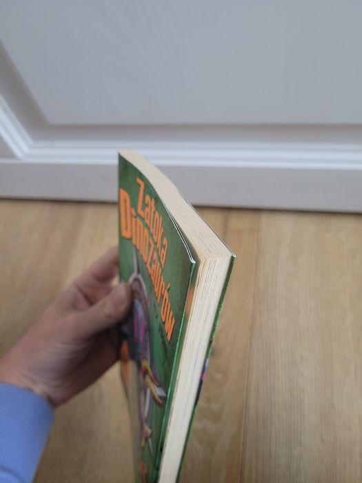 Zatoka dinozaurów rex stone tom 2 rogaty potwór naciera