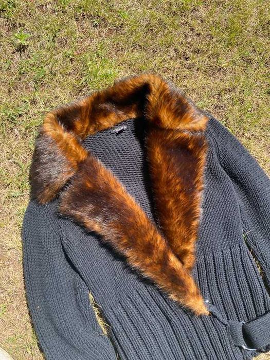 Sweterek damski vintage futerko Avant Garde czarny coquette S